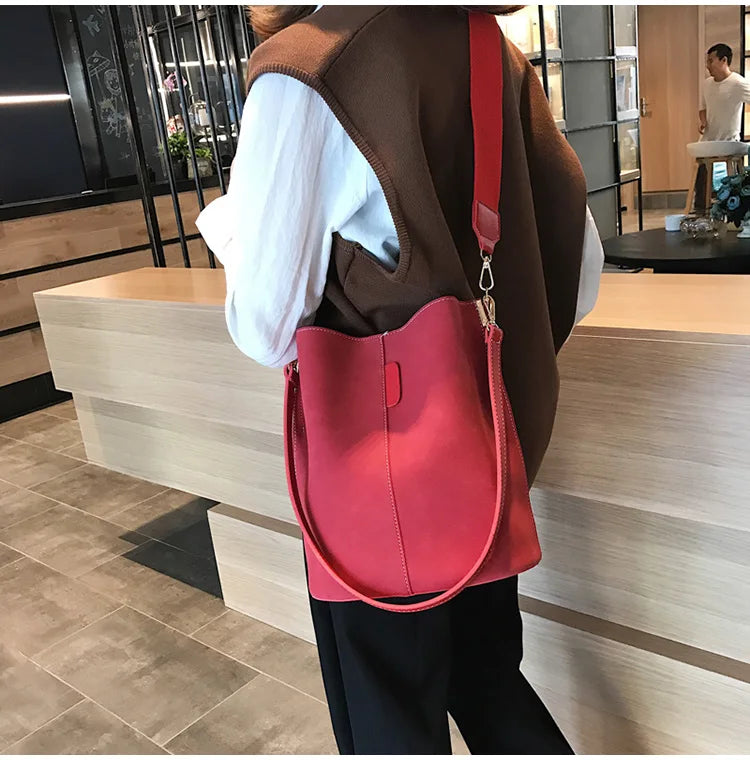 Luxury Designer PU Leather Bucket Bag for Women – Large Capacity Tote & Crossbody Handbag