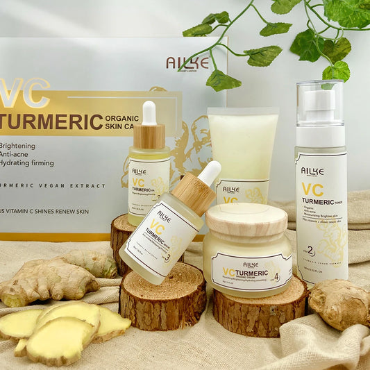 AILKE Turmeric Vitamin C Set – Brightening & Hydrating Face Care