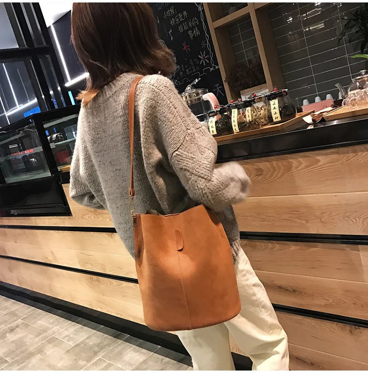Luxury Designer PU Leather Bucket Bag for Women – Large Capacity Tote & Crossbody Handbag