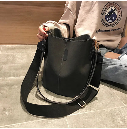 Luxury Designer PU Leather Bucket Bag for Women – Large Capacity Tote & Crossbody Handbag