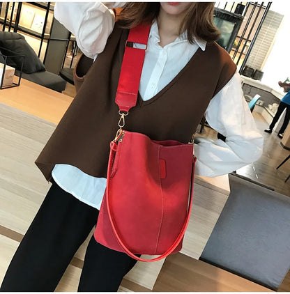 Luxury Designer PU Leather Bucket Bag for Women – Large Capacity Tote & Crossbody Handbag