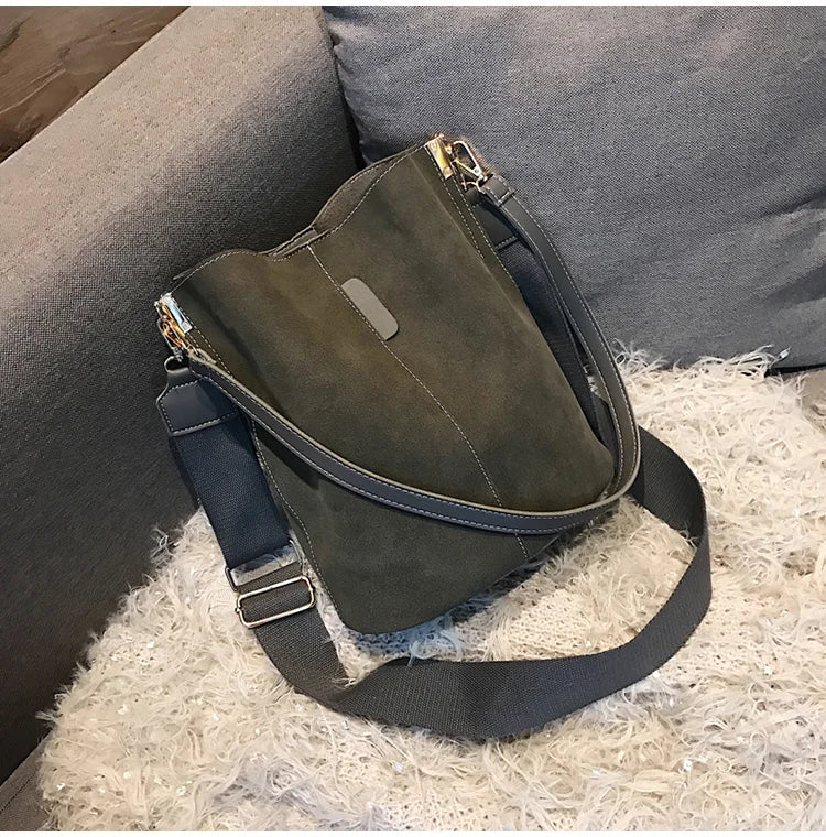 Luxury Designer PU Leather Bucket Bag for Women – Large Capacity Tote & Crossbody Handbag