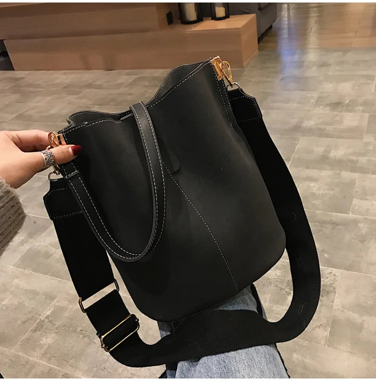 Luxury Designer PU Leather Bucket Bag for Women – Large Capacity Tote & Crossbody Handbag