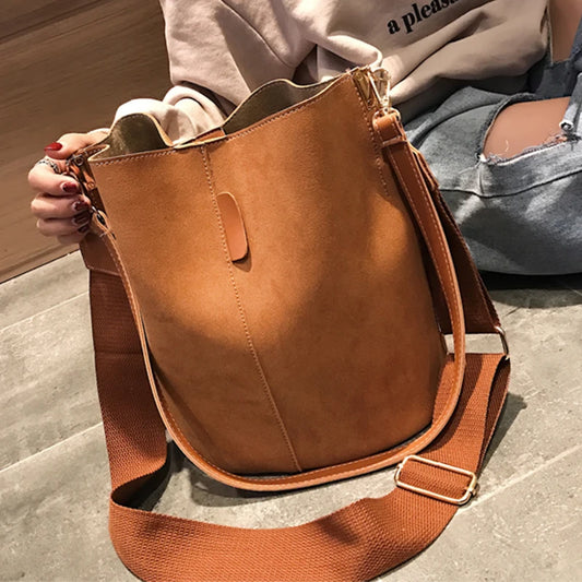 Luxury Designer PU Leather Bucket Bag for Women – Large Capacity Tote & Crossbody Handbag