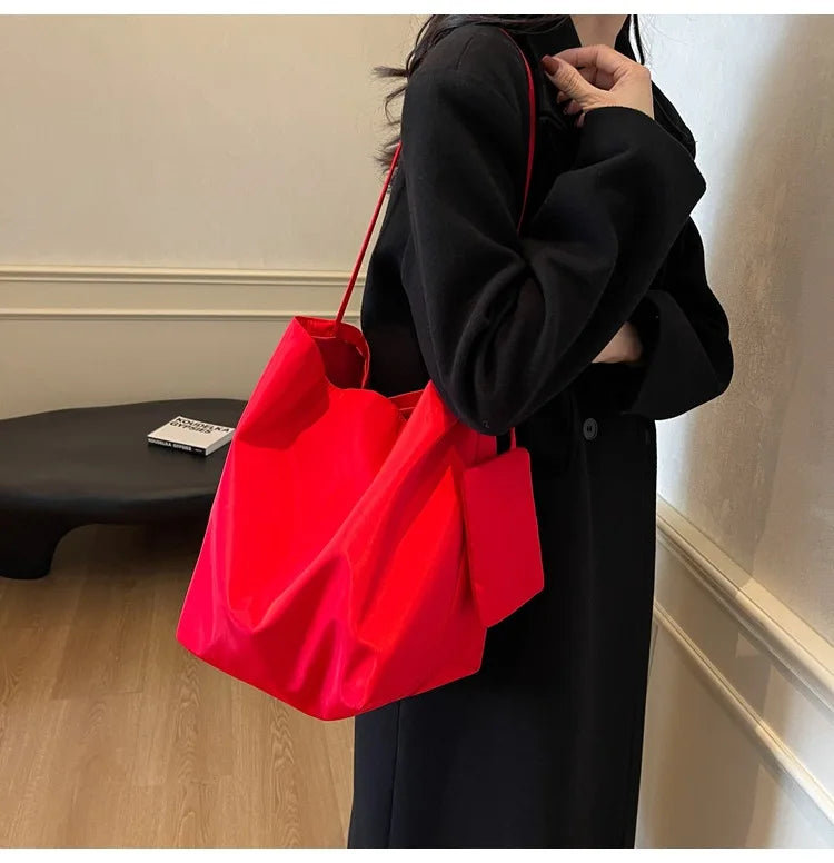 Minimalist Tote Shoulder Bag – Large Capacity Retro Shopping Bag