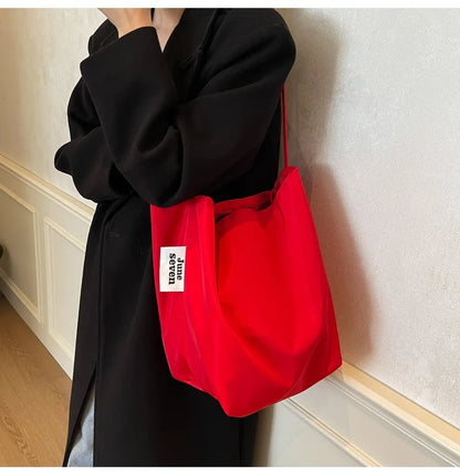 Minimalist Tote Shoulder Bag – Large Capacity Retro Shopping Bag