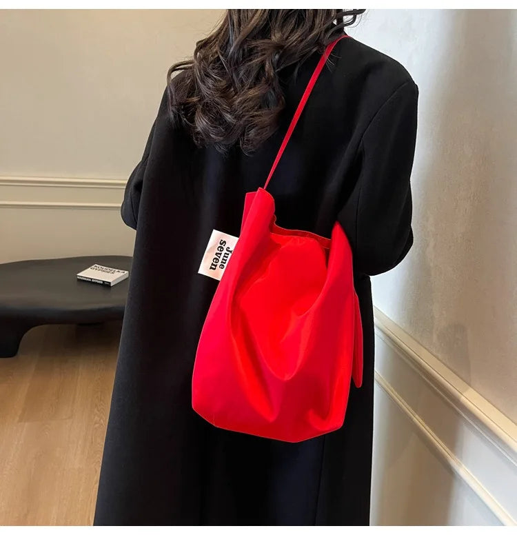Minimalist Tote Shoulder Bag – Large Capacity Retro Shopping Bag