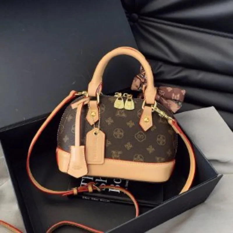 Luxury Leather Tote Bag for Women | Elegant Crossbody Handbag