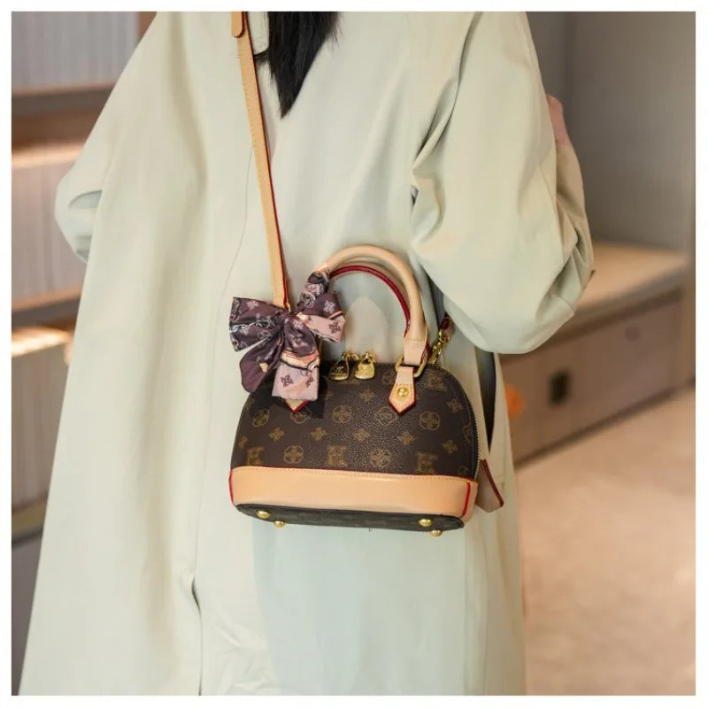 Luxury Leather Tote Bag for Women | Elegant Crossbody Handbag