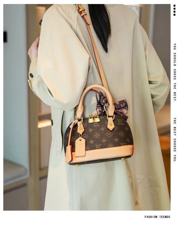 Luxury Leather Tote Bag for Women | Elegant Crossbody Handbag