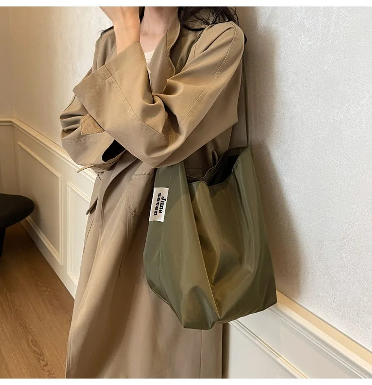 Minimalist Tote Shoulder Bag – Large Capacity Retro Shopping Bag