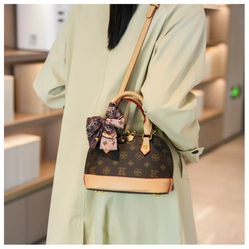 Luxury Leather Tote Bag for Women | Elegant Crossbody Handbag
