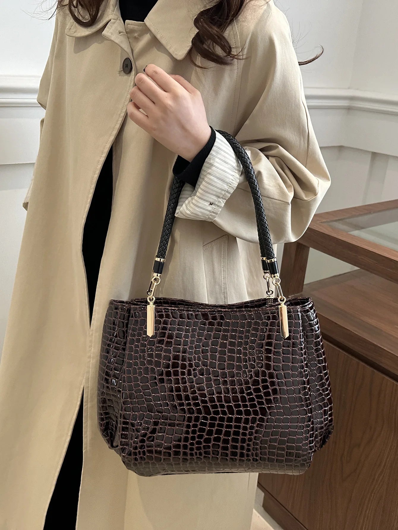 Luxury Crocodile Leather Handbag for Women – Designer Shoulder Bag & Purse
