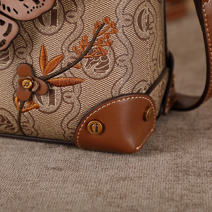 Vintage Luxury Crossbody Handbag 2026