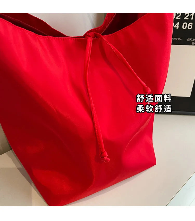 Minimalist Tote Shoulder Bag – Large Capacity Retro Shopping Bag